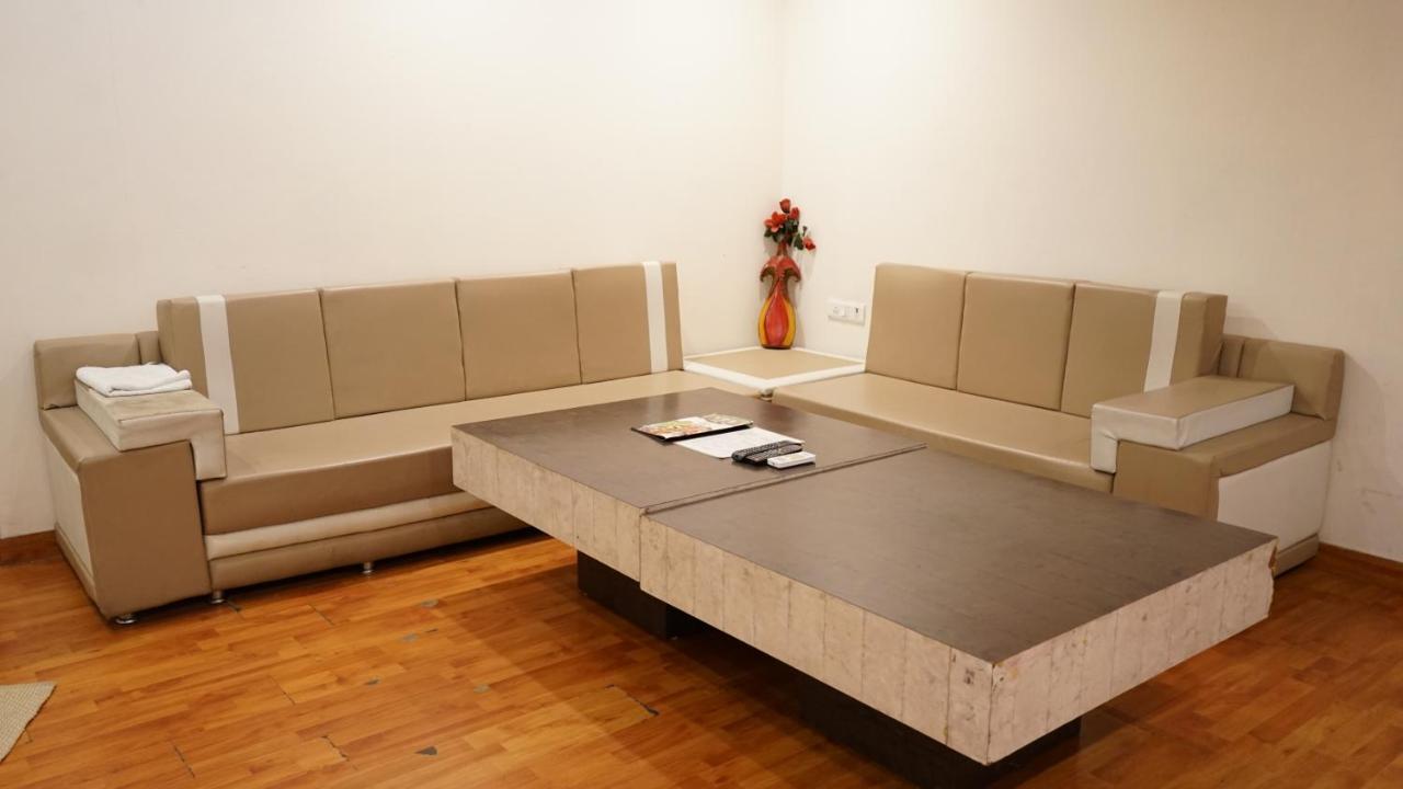 K3 Club Residency Hotel Jhansi Luaran gambar