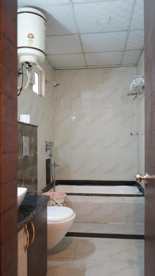K3 Club Residency Hotel Jhansi Luaran gambar